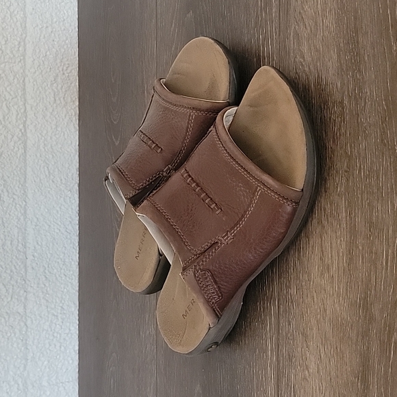 Saginaw Slide Brown Leather Sandals 